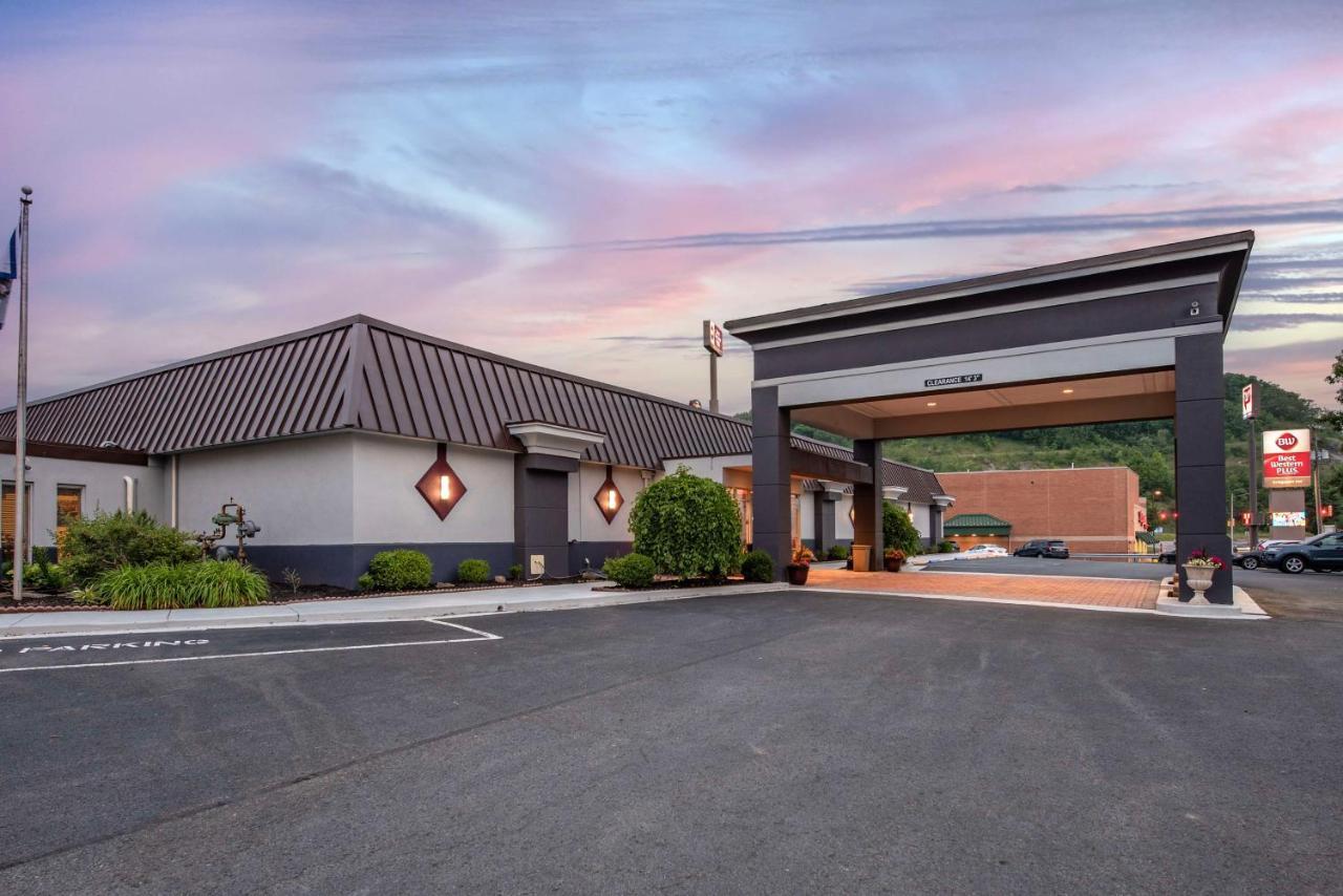 Best Western Plus Bridgeport Inn Exterior photo